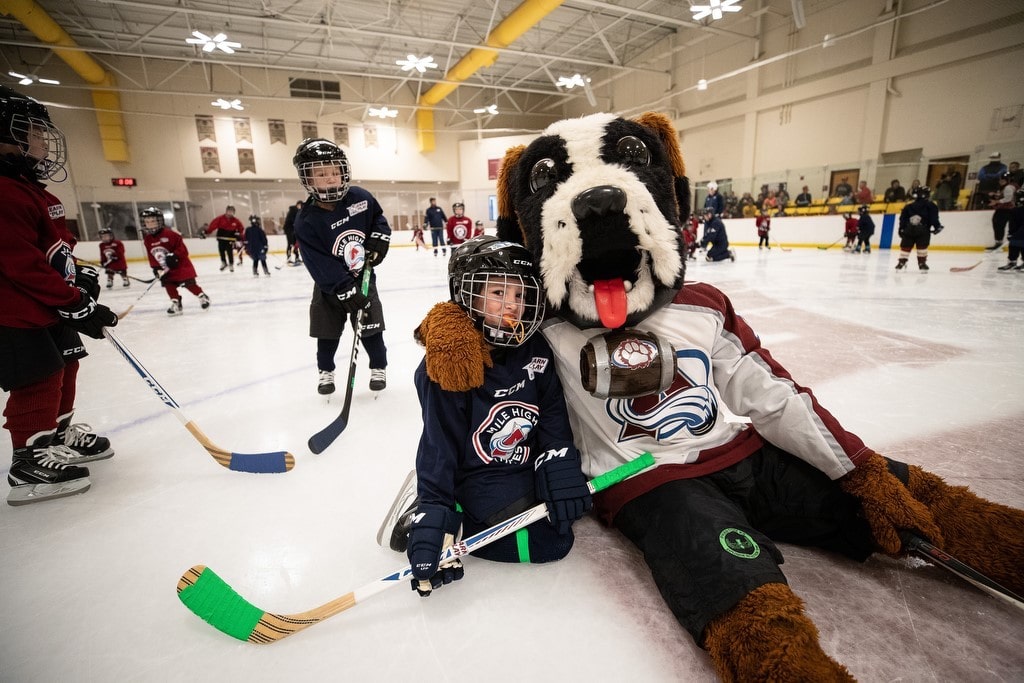 Colorado Avalanche 'Learn to Play' hockey