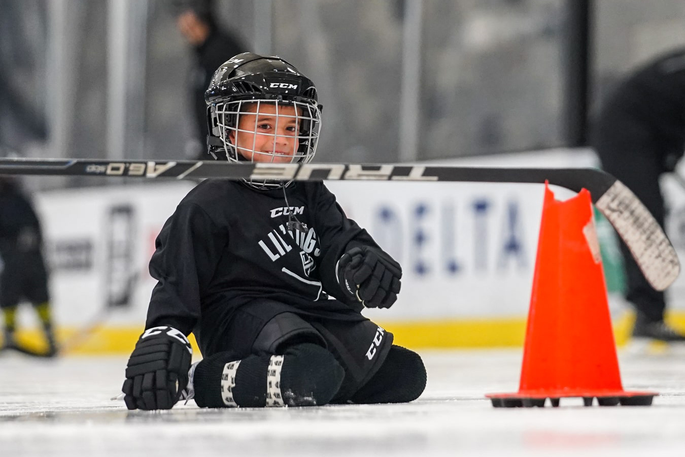 NHL Los Angeles Kings Boys' Jersey - S